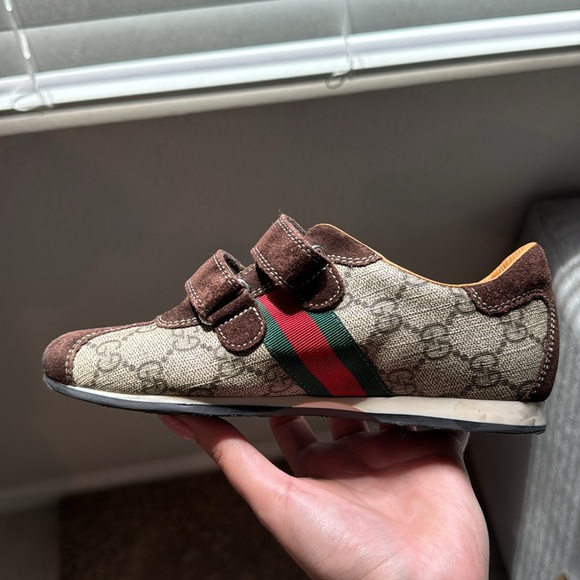 BOYS GUCCI Velcro shoes - Picture 6 of 8